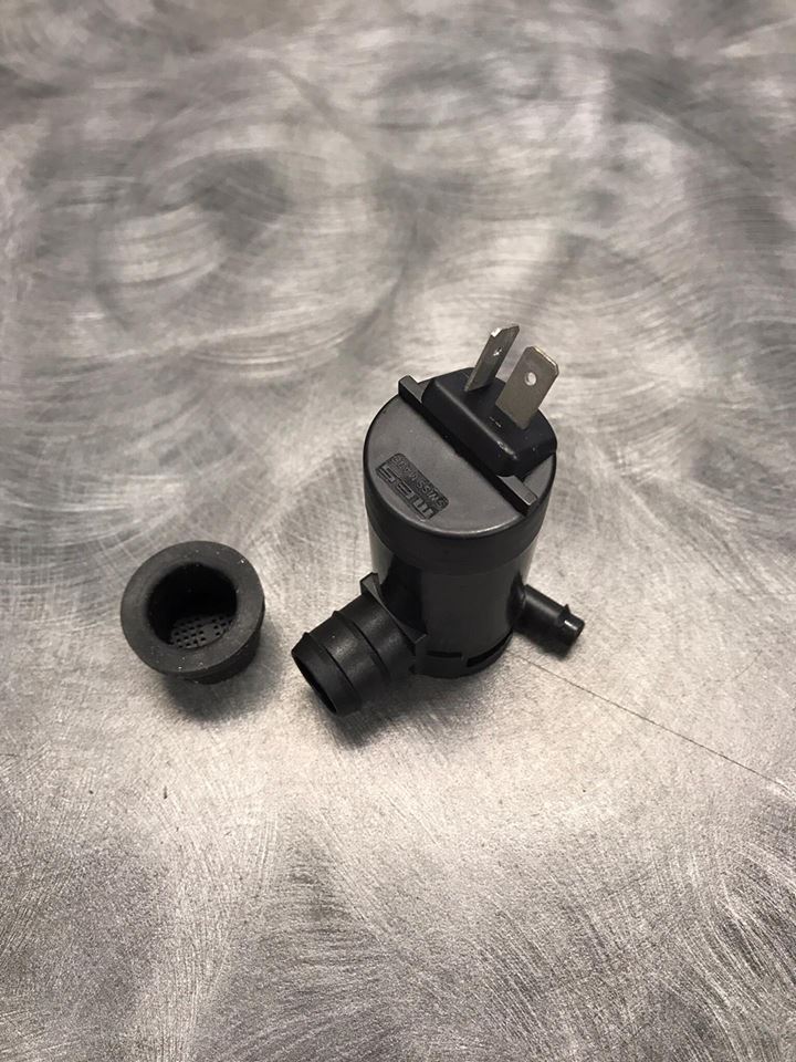 Replacement Windshield Washer Pump, 1996-1997 Ford F250-F350, E5TZ-17664-B-CP